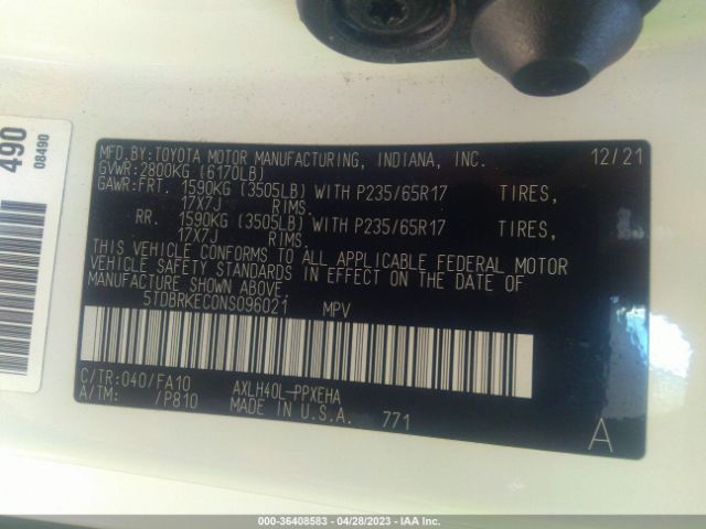 5TDBRKEC0NS096021 Toyota SIENNA LE