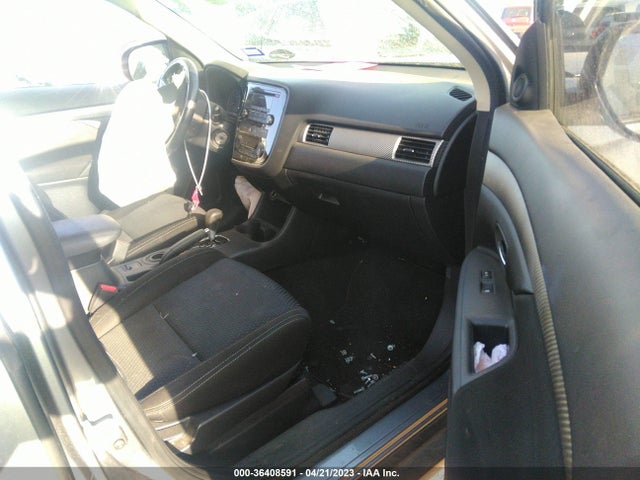 JA4AD2A30GZ040110 Mitsubishi Outlander Es