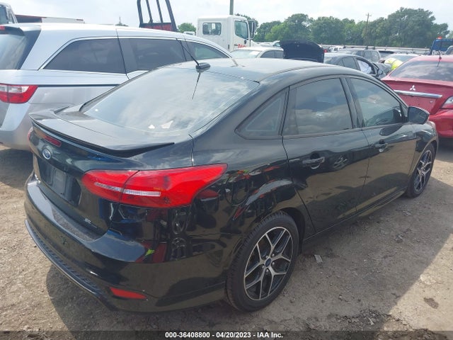 Ford FOCUS SE 2015 1FADP3F24FL361266 Image 4