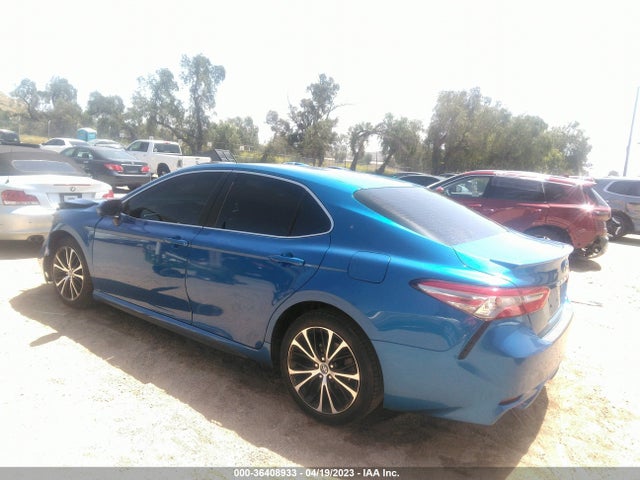 Toyota CAMRY SE 2018 4T1B11HK2JU038031 Image 3