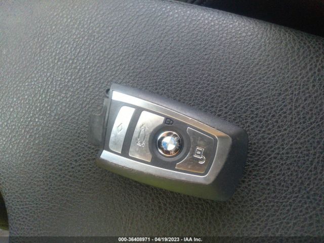 WBA3B1G57FNT05583 BMW 3 Series 320i