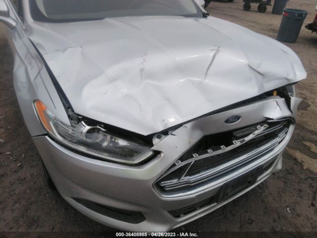 3FA6P0H75GR284121 Ford FUSION SE