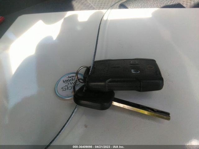 1GTV2UEC2FZ323948 GMC Sierra 1500 Sle