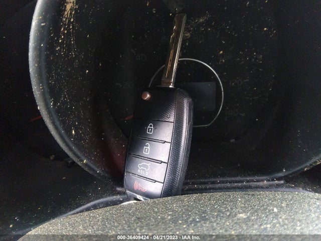 2015 KIA SOUL VIN: KNDJP3A58F7792782