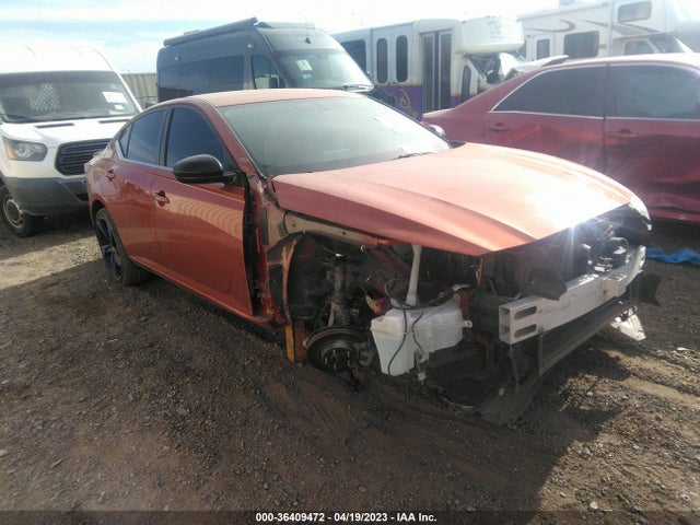 2019 1N4BL4CV9KN303224 main image