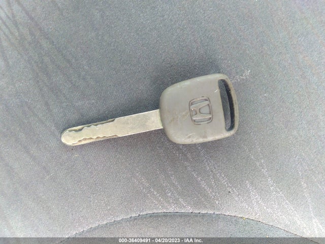 2006 HONDA CIVIC CPE LX VIN: 2HGFG12686H578270