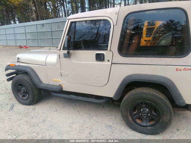 1995 JEEP WRANGLER / YJ S/RIO GRANDE VIN: 1J4FY19P8SP264824