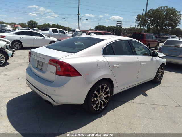 2016 Volvo S60, VIN: LYV402FK8GB108739