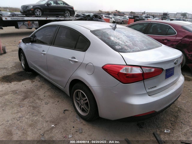 KIA FORTE LX 2016 KNAFK4A65G5518694 Image 3