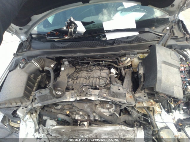 Chevrolet IMPALA LT 2018 2G1105S39J9147796 Image 10