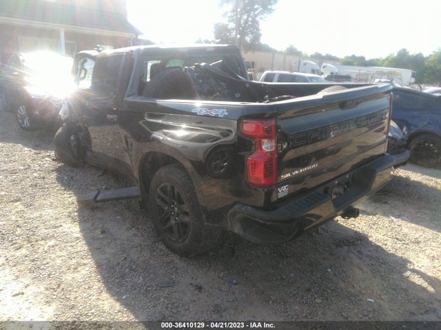 Chevrolet Silverado 1500 Custom 2022 1GCPDBEK5NZ634013 Image 3