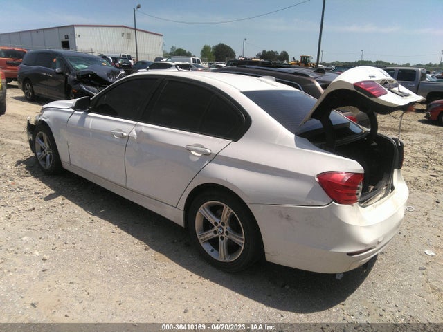 BMW 3 Series 320i Xdrive 2014 WBA3C3G51ENS69090 Image 3