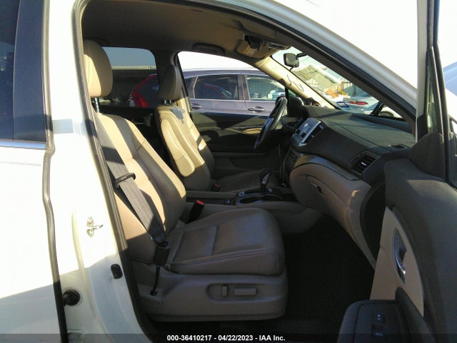 Honda Ridgeline Rtl 2017 5FPYK2F51HB010424 Image 5