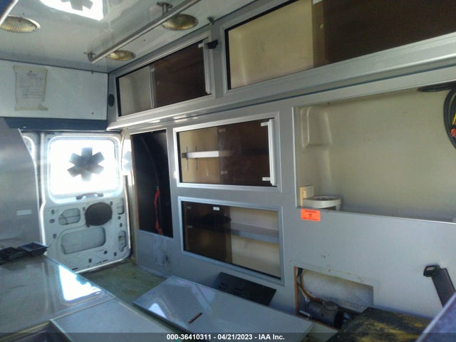 2003 FORD ECONOLINE CARGO VAN SUPER RECREATIONAL VIN: 1FDSS34F93HB28063