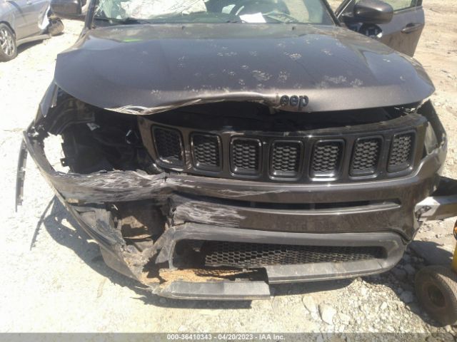 3C4NJDBB5JT320993 Jeep Compass Altitude