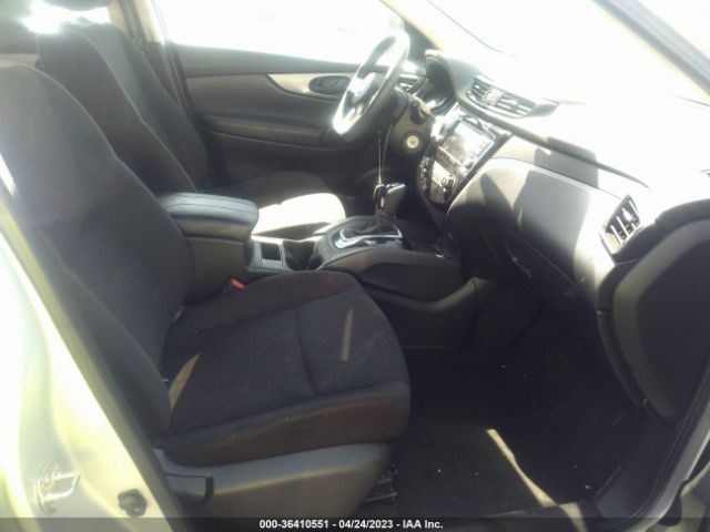 JN1BJ1AV9MW563270 Nissan Rogue Sport S