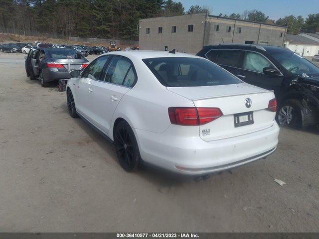 3VW4T7AJ7GM336046 Volkswagen Jetta Sedan 2.0t Gli Se