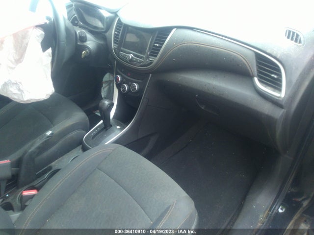 Chevrolet TRAX LS 2019 3GNCJNSB0KL249451 Image 5
