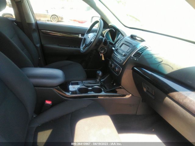 5XYKTCA66EG469213 KIA SORENTO LX