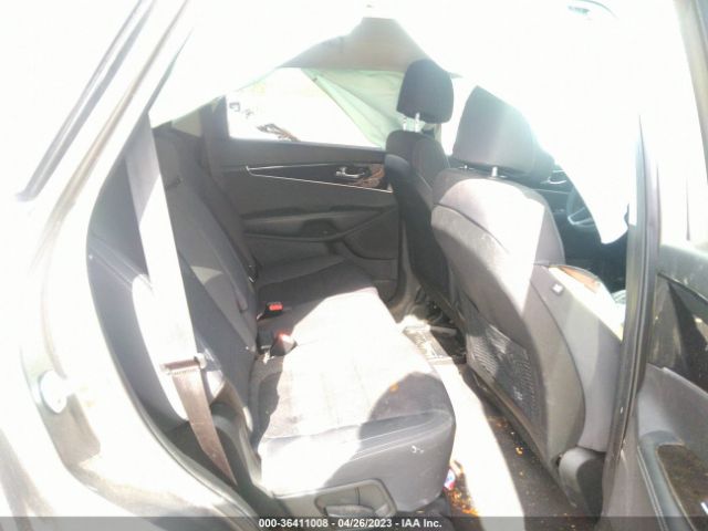 5XYPGDA35HG289120 KIA SORENTO LX