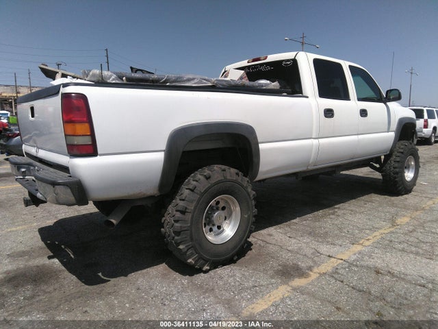 2002 CHEVROLET SILVERADO 2500HD LS VIN: 1GCHC23G52F109908
