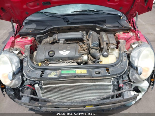 2010 MINI COOPER HARDTOP VIN: WMWMF3C55ATZ24133