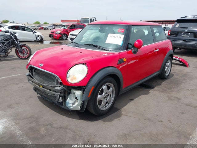 2010 MINI COOPER HARDTOP VIN: WMWMF3C55ATZ24133