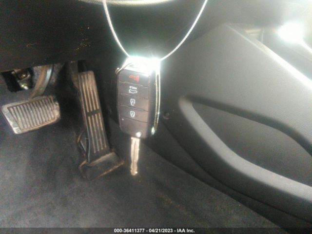 3KPFK4A71HE115278 KIA FORTE LX
