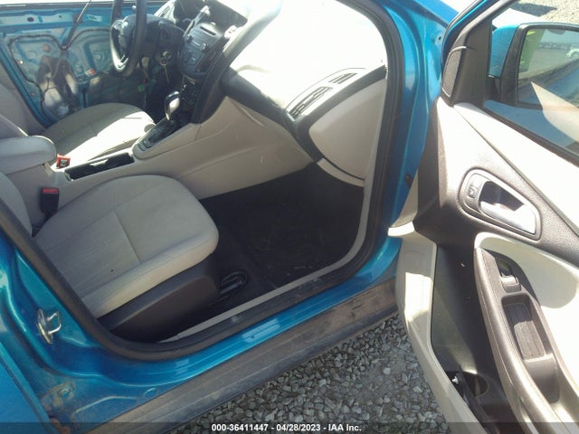 Ford FOCUS SE 2015 1FADP3K2XFL302633 Image 6