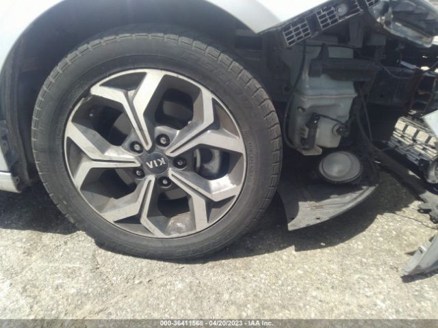 3KPF24AD7KE072577 KIA Forte Lxs