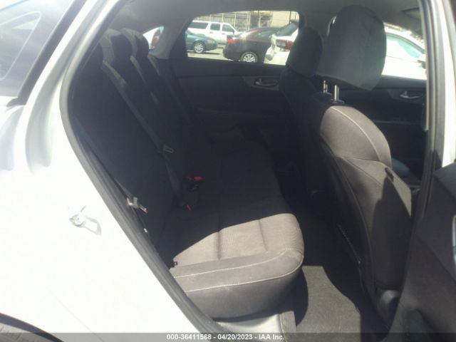 3KPF24AD7KE072577 KIA Forte Lxs