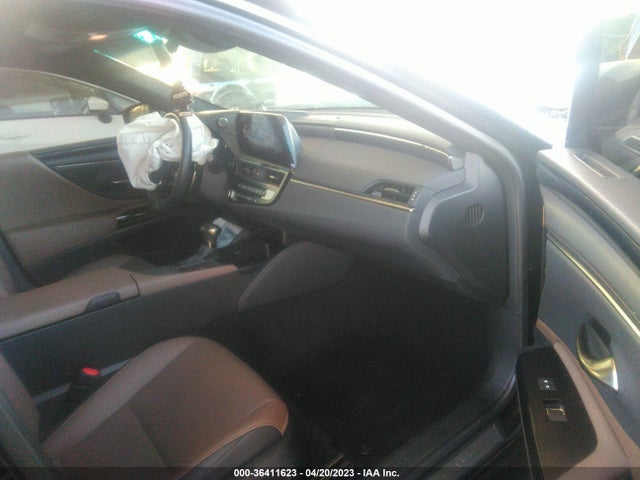 58ACA1C18NU024216 Lexus Es Es 300h