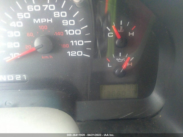 2004 FORD F-150 XLT VIN: 1FTRW12W24KD10089