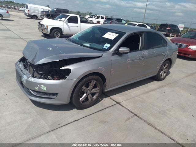 1VWAT7A30EC051577 Volkswagen PASSAT S