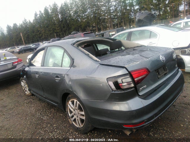 3VW2B7AJ4HM238247 Volkswagen Jetta 1.4t S