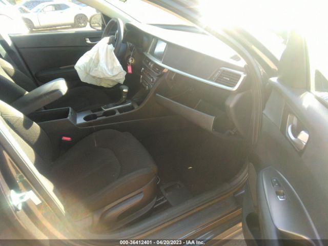 5XXGT4L38KG324690 KIA Optima Lx
