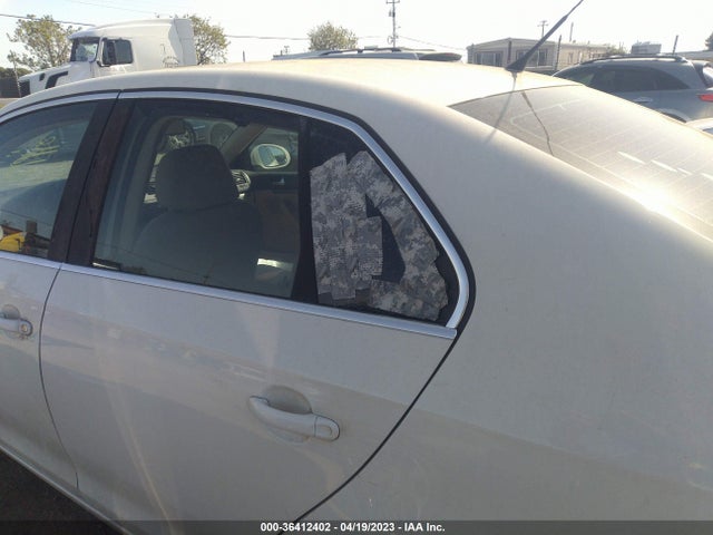 2007 VOLKSWAGEN JETTA SEDAN WOLFSBURG EDITION VIN: 3VWEG71K77M128699