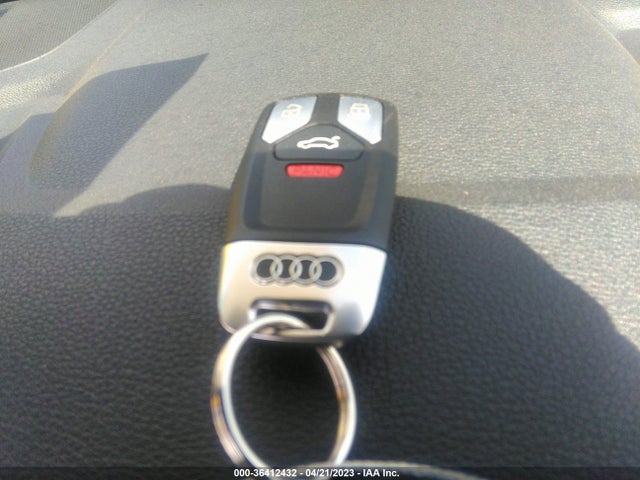 WA1LAAF72HD026859 Audi Q7 Premium Plus