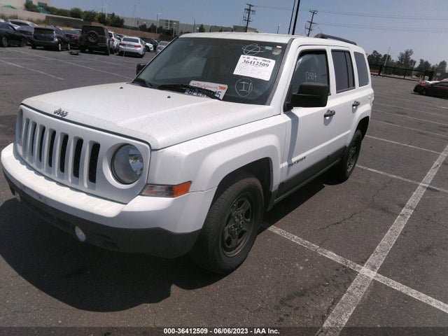 1C4NJPBA2GD562132 Jeep Patriot Sport