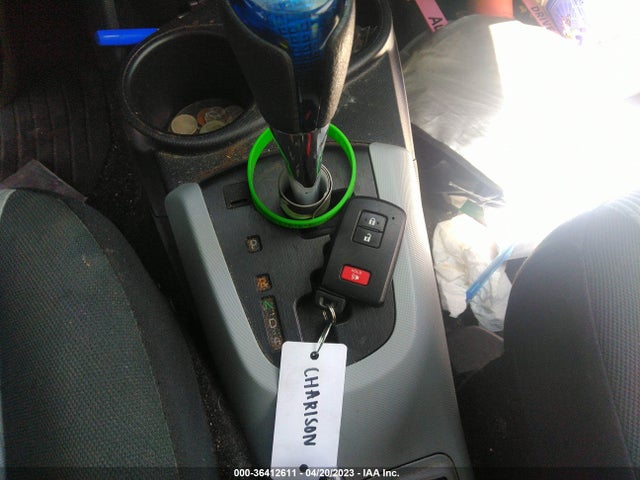 Toyota Prius C One/three/two/four 2014 JTDKDTB32E1070848 Image 3