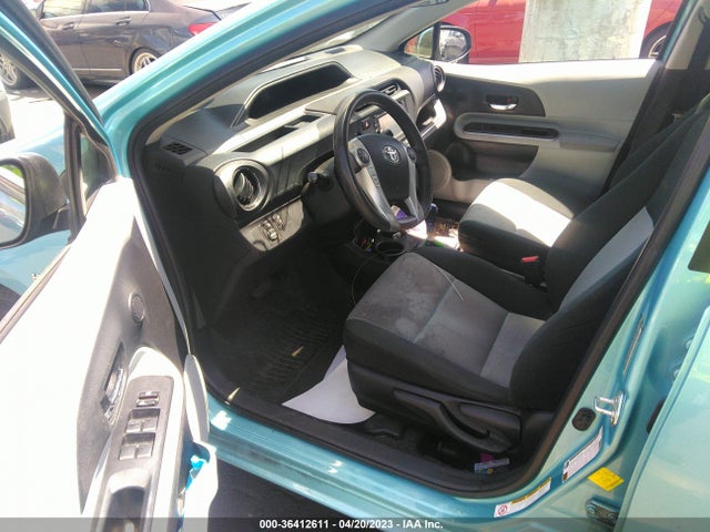 Toyota Prius C One/three/two/four 2014 JTDKDTB32E1070848 Image 7