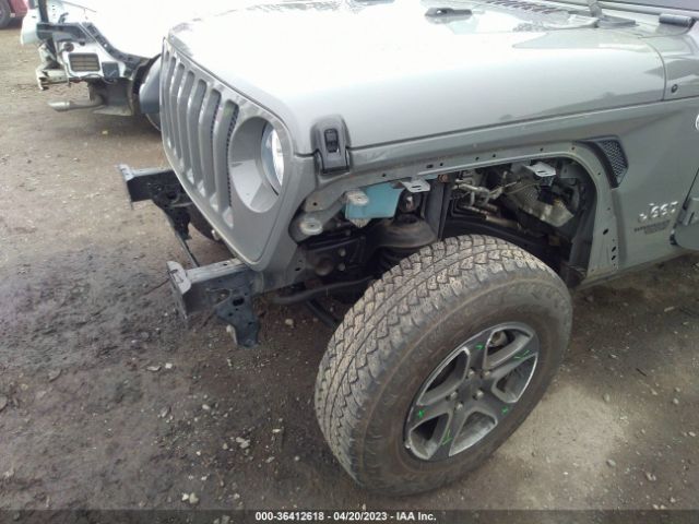 1C4HJXDNXJW323260 Jeep Wrangler Unlimited Sport S