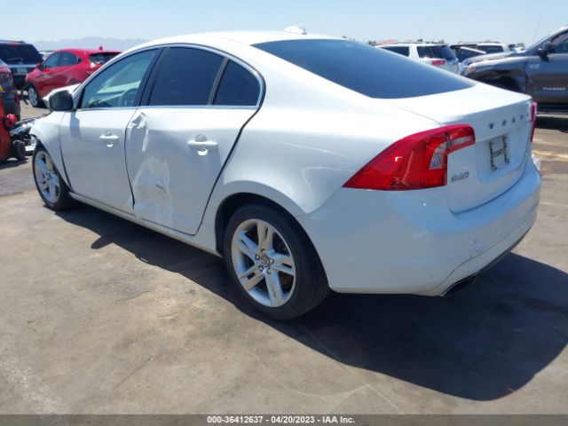 YV126MFB2F2316384 Volvo S60 T5 Drive-e Premier