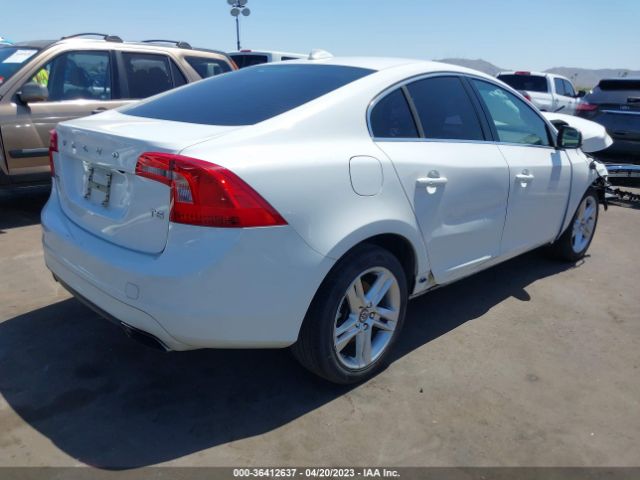 YV126MFB2F2316384 Volvo S60 T5 Drive-e Premier