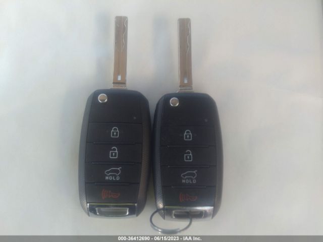 KNDJN2A25F7750530 KIA Soul Base