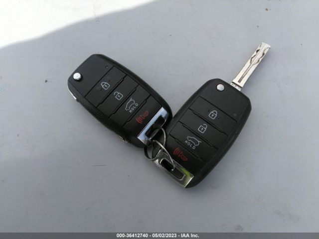 KNDJP3A58E7032253 KIA SOUL +