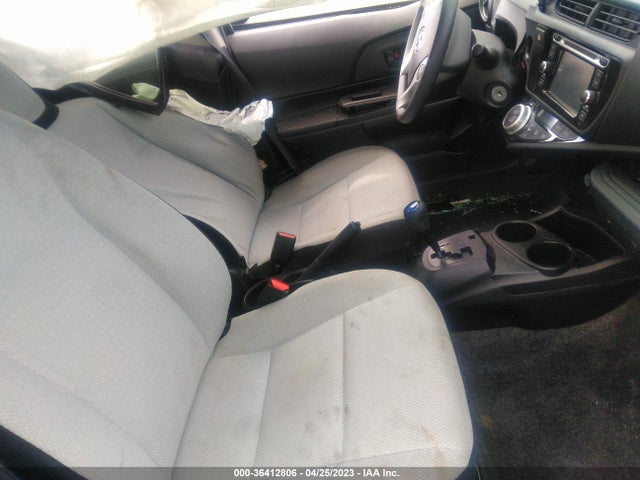 Toyota Prius C One/two/three/four 2016 JTDKDTB35G1130527 Image 5