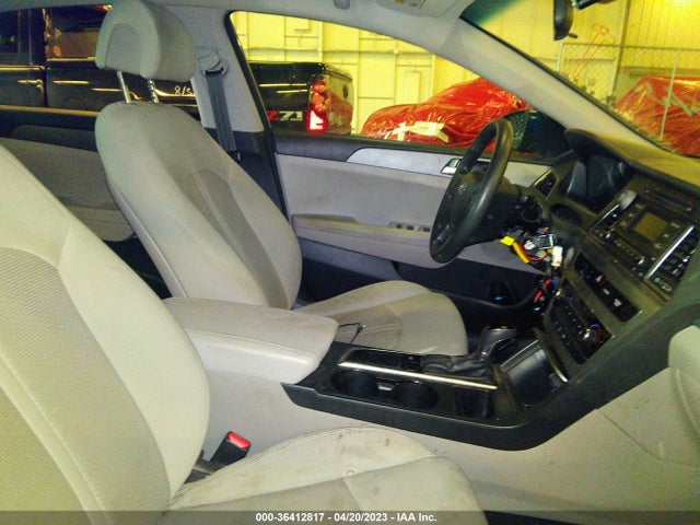 36412817 :رقم المزاد ، 5NPE24AF7FH209497 vin ، 2015 Hyundai Sonata 2.4l Se مزاد بيع