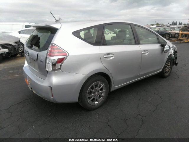 Toyota Prius V Two/five/three/four 2016 JTDZN3EU9GJ045268 Image 4