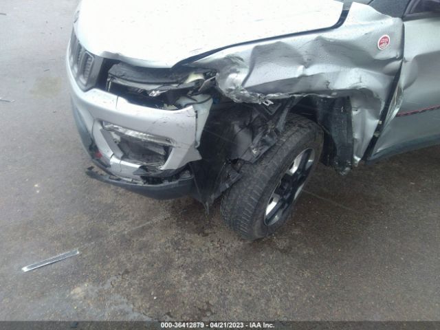 3C4NJDDB6JT150964 Jeep Compass Trailhawk